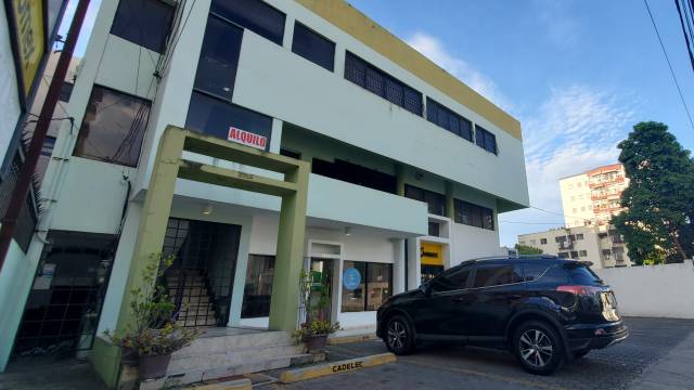 Local Comercial - 100377